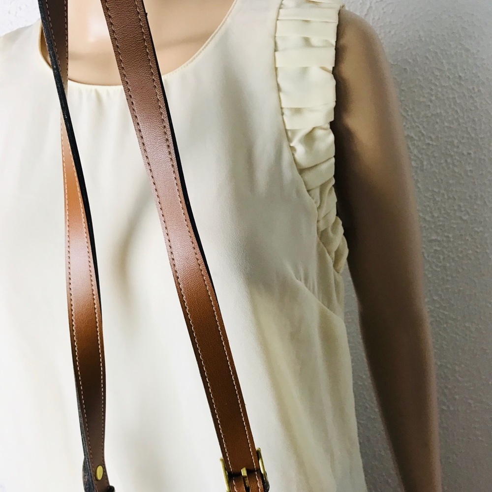 Liz Claiborne Crossbody Bag - Picture 9 of 14